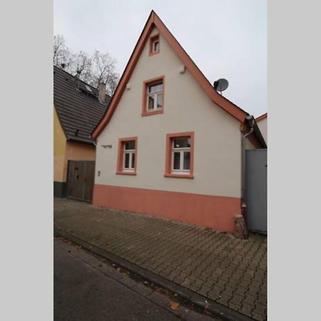 Gonsenheim - 3-Zimmer-Haus - Max. 5 Personen Майнц Екстер'єр фото