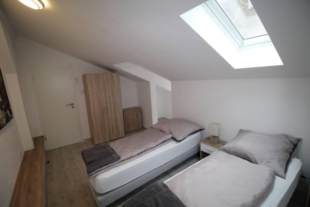 Gonsenheim - 3-Zimmer-Haus - Max. 5 Personen Майнц Екстер'єр фото