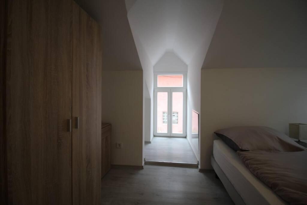 Gonsenheim - 3-Zimmer-Haus - Max. 5 Personen Майнц Екстер'єр фото