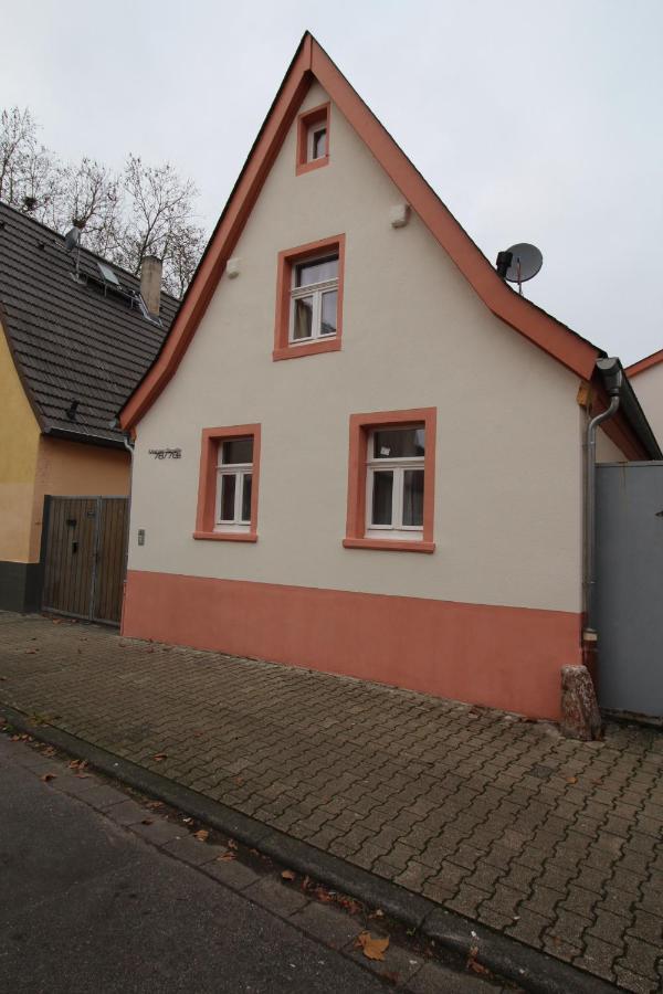 Gonsenheim - 3-Zimmer-Haus - Max. 5 Personen Майнц Екстер'єр фото